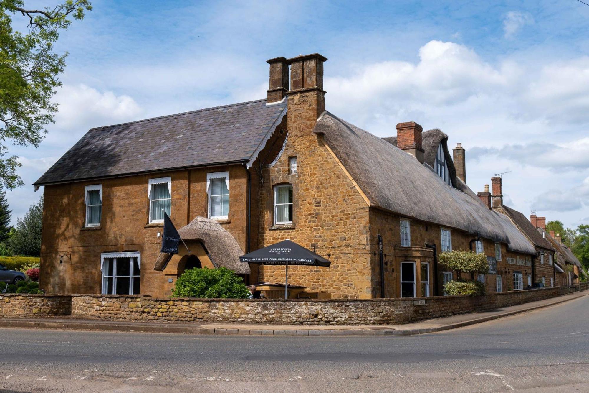 Banbury House Hotel Wroxton