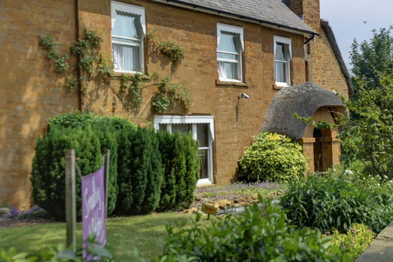 Banbury House 4* Wroxton